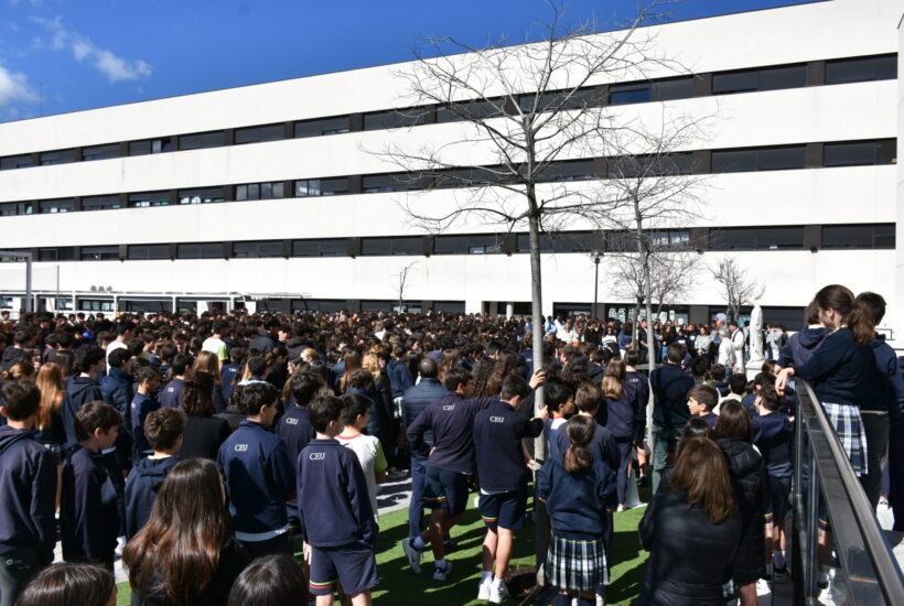 17lectura del manifiesto &bull; el ceu homenajea a las víctimas del terrorismo