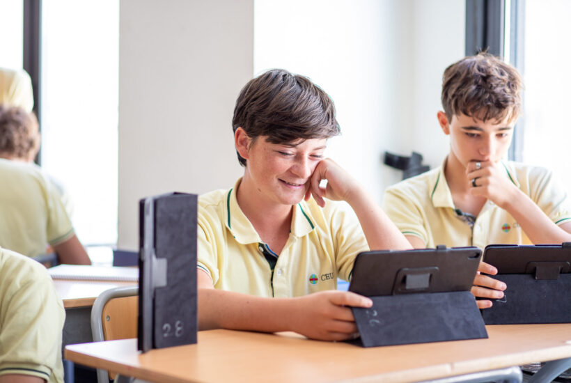 Mg 2407 &bull; pensamiento computacional, programación y robótica en las aulas