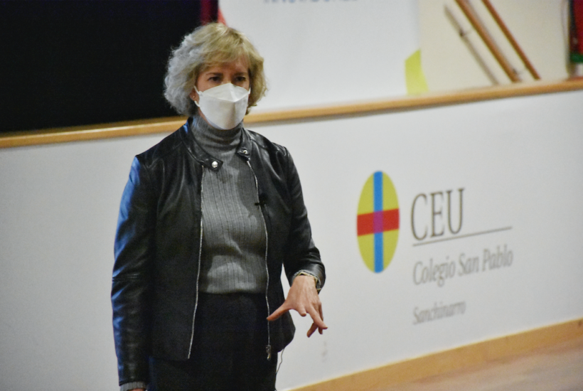 ana iribar &bull; Los Colegios CEU acogen el primer ciclo de conferencias sobre el terrorismo de ETA