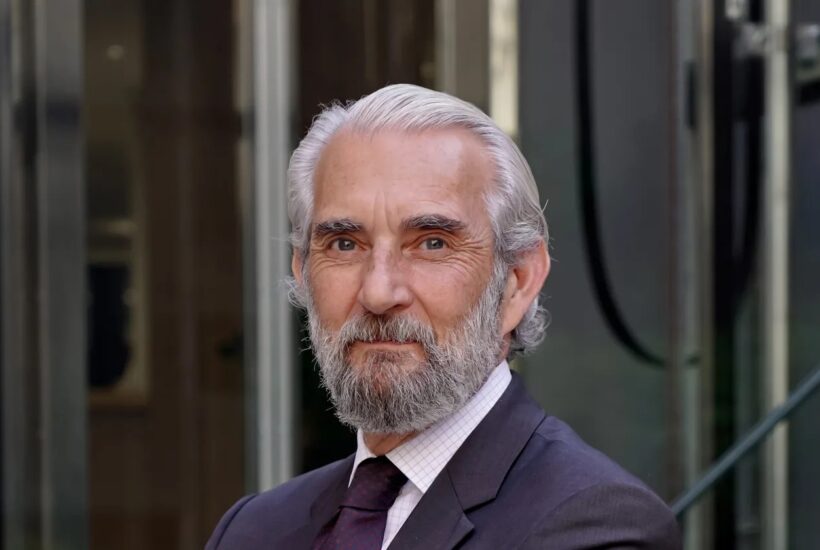 Luis martinez abarca &bull; luis martínez-abarca: “la reforma del sistema educativo hay que tomársela en serio”